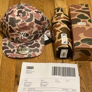 Kith Yankee SnapBack hat water bottle